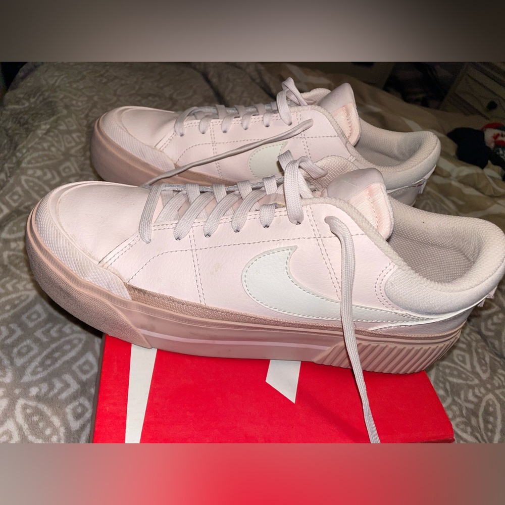 Nike Court Legacy Lift